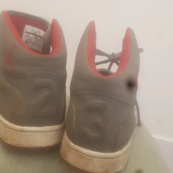 Nike sneakers - Picture 3 of 3